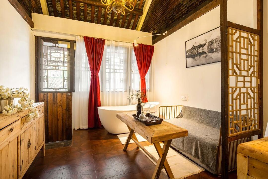 Qintai Tibetan Culture Boutique Hotel Čcheng-tu Exteriér fotografie